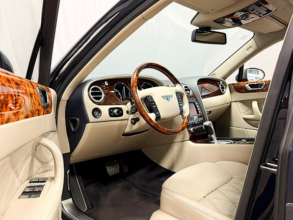 Bentley Continental Flying Spur 9 of 30