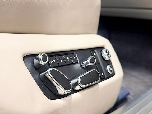 Bentley Continental Flying Spur 30 of 30