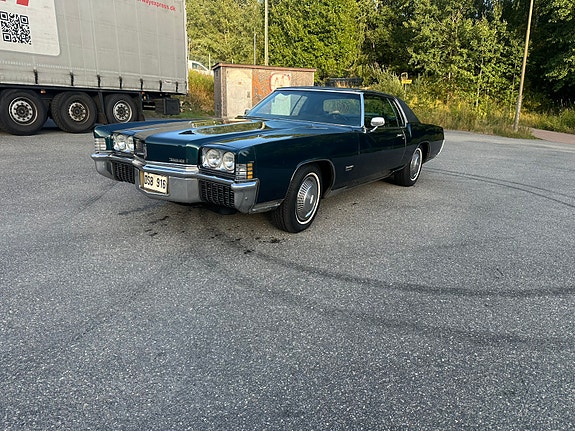 Oldsmobile Toronado 4 of 10