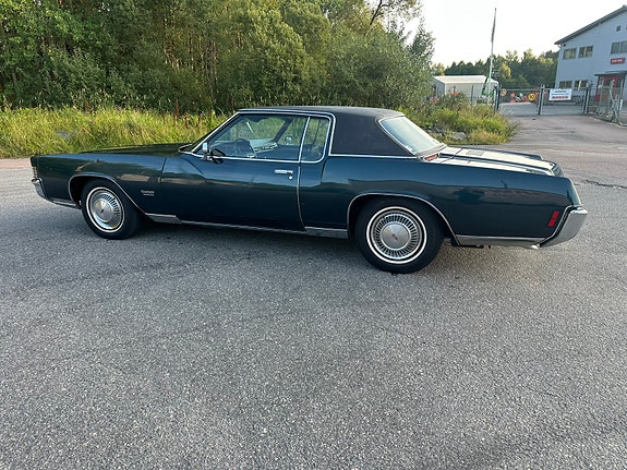 Oldsmobile Toronado 5 of 10