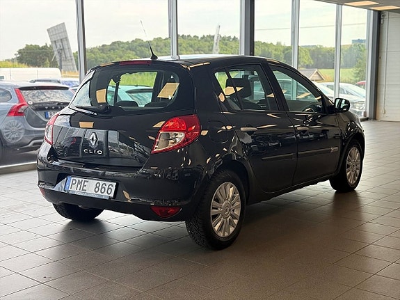 Renault Clio 3 of 5