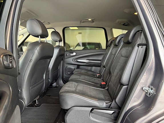 Ford S-MAX 13 of 22