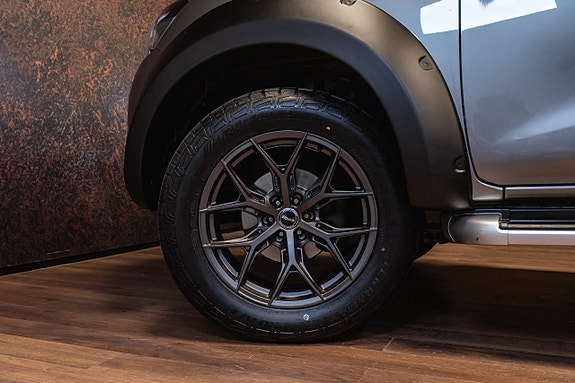 Nissan Navara 10 of 28