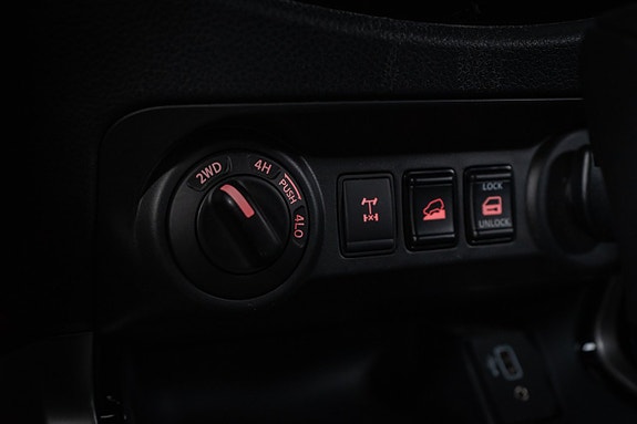 Nissan Navara 25 of 28