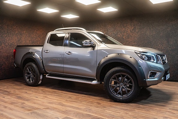 Nissan Navara 2 of 28