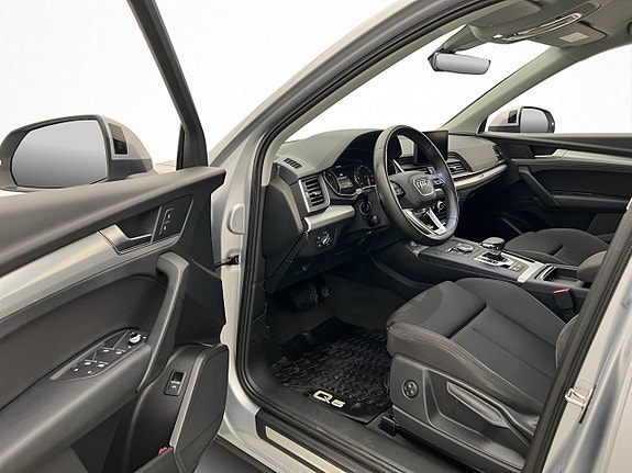 Audi Q5 12 of 30