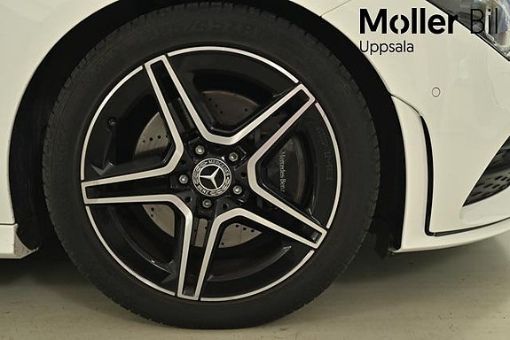 Mercedes-Benz CLA200 4 of 11