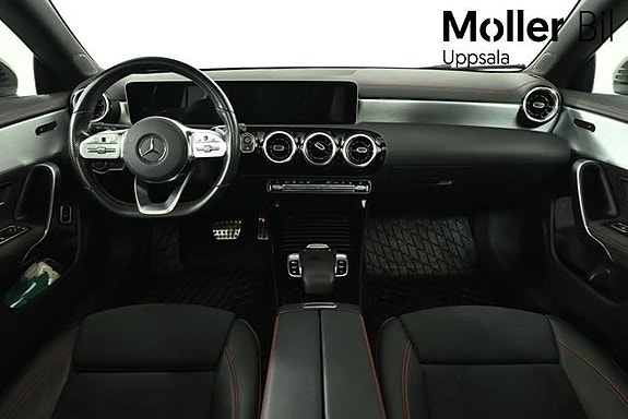 Mercedes-Benz CLA200 10 of 11
