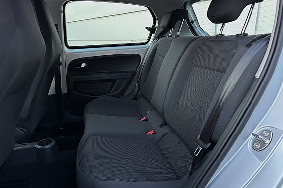 Volkswagen UP! 15 of 25
