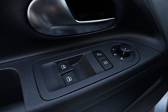 Volkswagen UP! 21 of 25