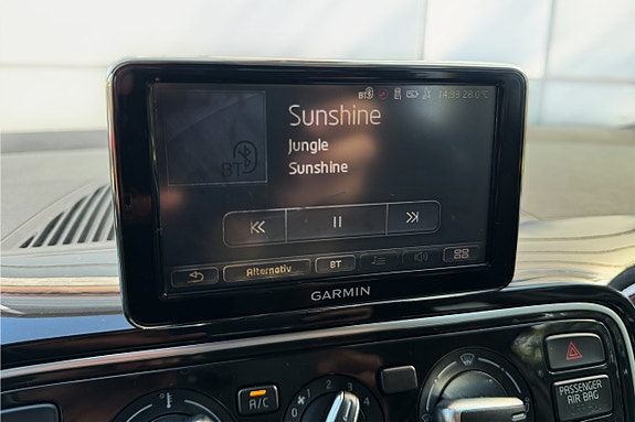 Volkswagen UP! 19 of 26