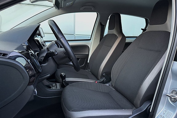 Volkswagen UP! 14 of 25