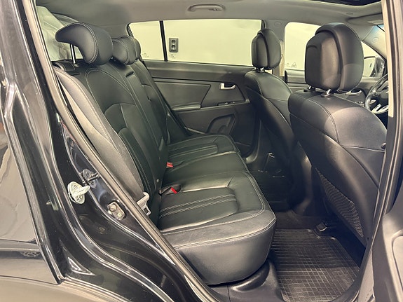 Kia Sportage 12 of 19