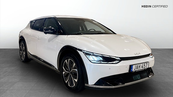 Kia EV6 3 of 5
