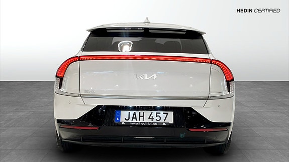 Kia EV6 5 of 5