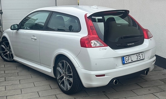 Volvo C30 3 of 5