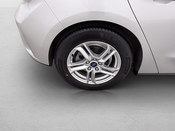 Ford Focus 24 of 27