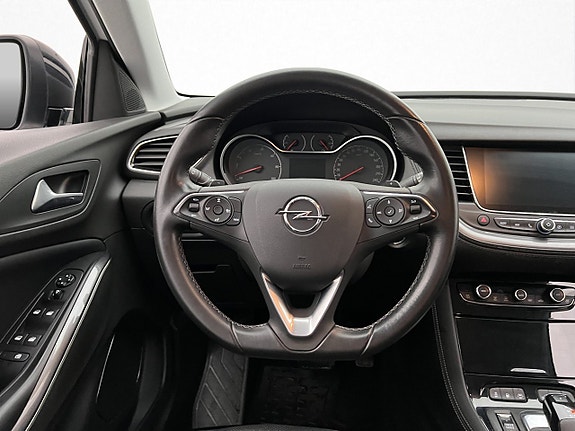 Opel Grandland X 12 of 30