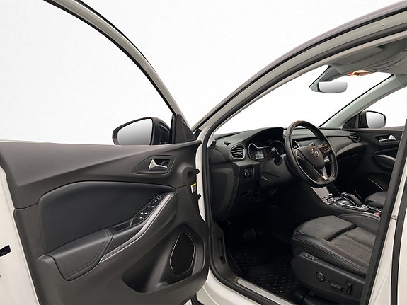 Opel Grandland X 9 of 30