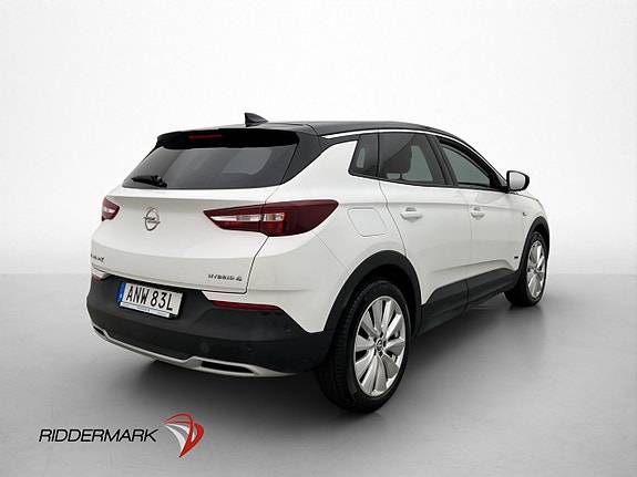 Opel Grandland X 8 of 30