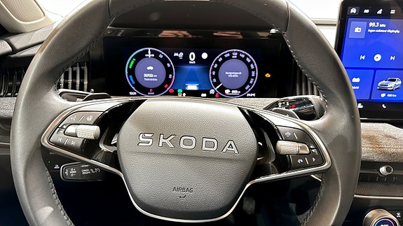 Skoda Superb 19 of 23