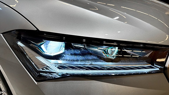 Skoda Superb 16 of 23