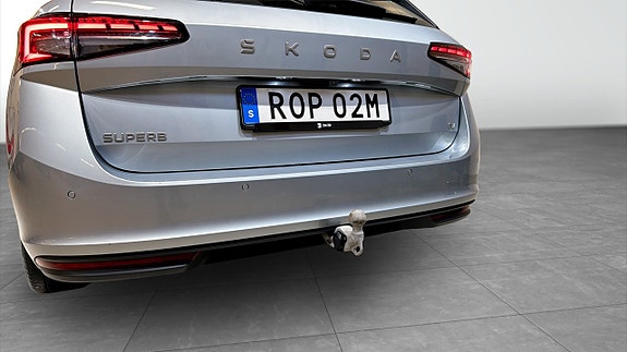 Skoda Superb 13 of 23