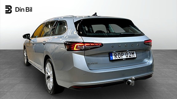 Skoda Superb 3 of 5