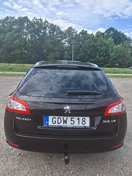 Peugeot 508 2 of 5