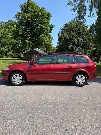 Renault Megane II 2 of 5