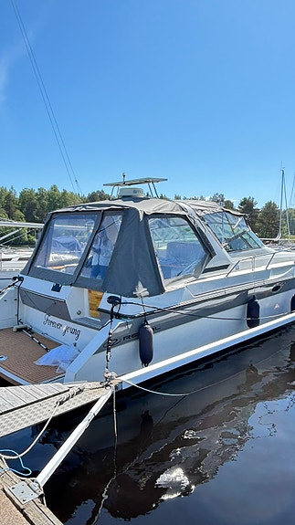 Regal 360 Commodore 2x 6.2 MPI 2 of 16