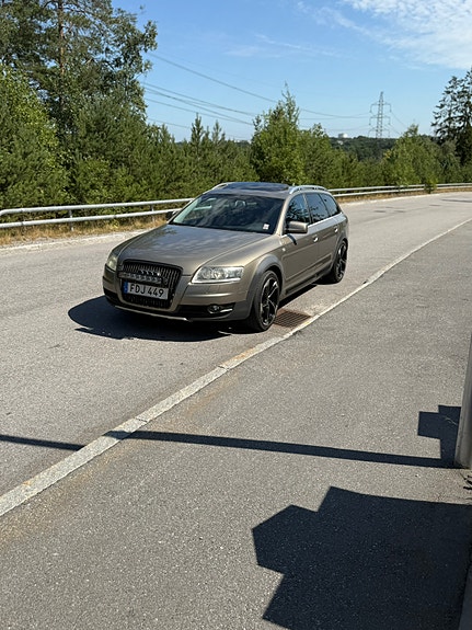 Audi A6 allroad 4 of 5