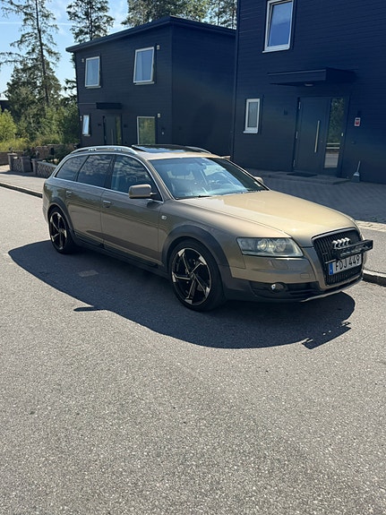 Audi A6 allroad 2 of 5