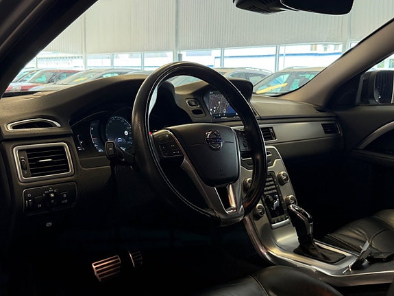 Volvo XC70 18 of 30