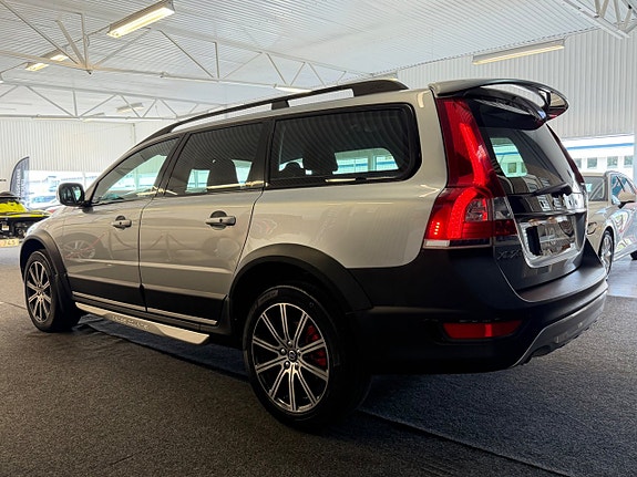 Volvo XC70 4 of 30