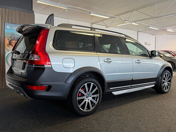 Volvo XC70 6 of 30