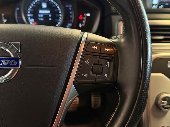 Volvo XC70 25 of 30
