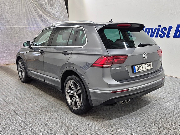 Volkswagen Tiguan 5 of 5