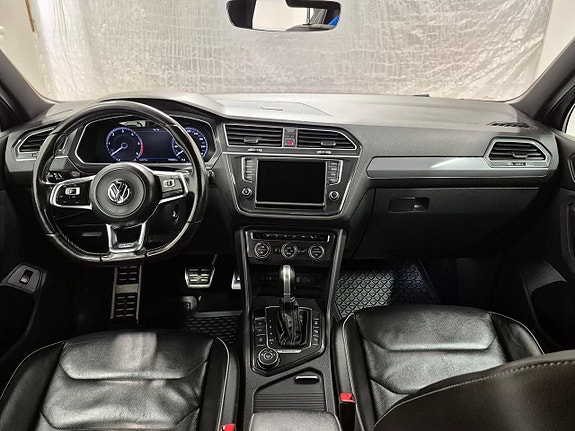 Volkswagen Tiguan 6 of 11