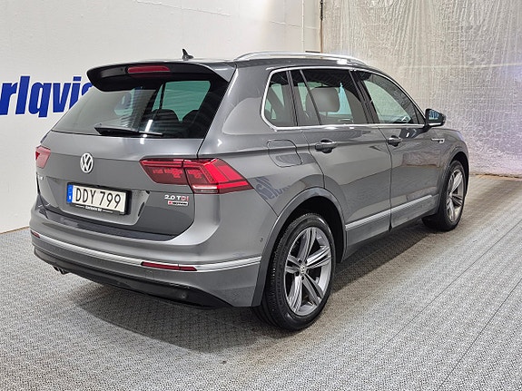 Volkswagen Tiguan 4 of 5