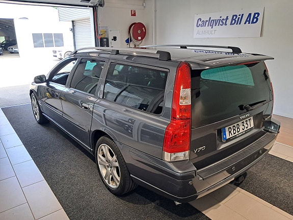 Volvo V70 4 of 7