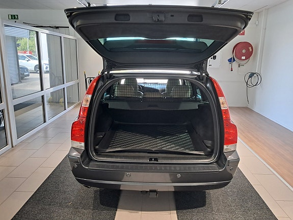 Volvo V70 7 of 7