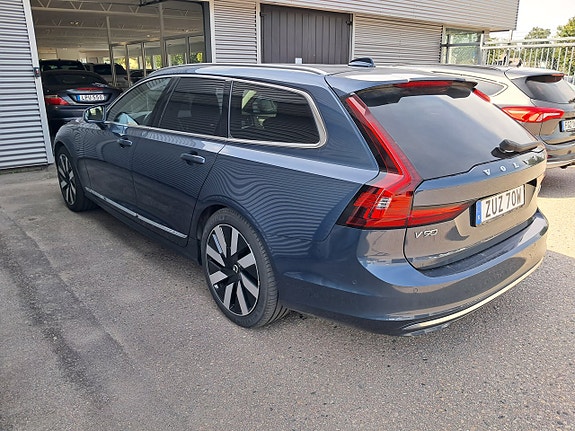 Volvo V90 2 of 2