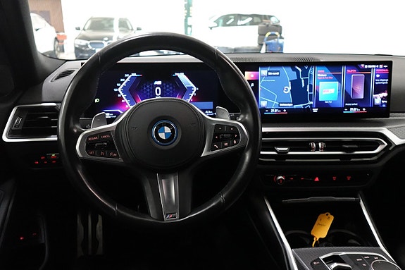 BMW 330e 5 of 5