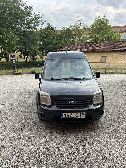 Ford Transit Connect 2 of 5