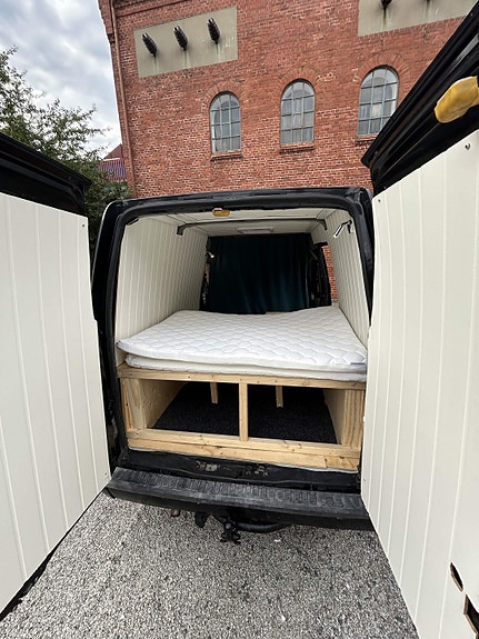 Ford Transit Connect 4 of 5
