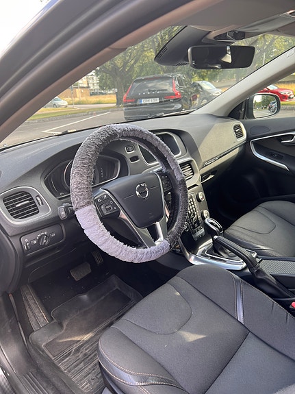 Volvo V40 Cross Country 5 of 7