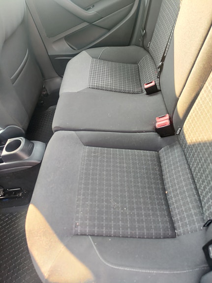 Volkswagen Polo 2 of 5