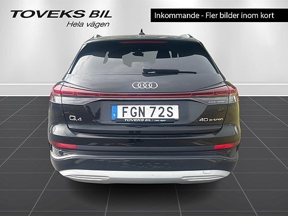Audi Q4 e-tron 4 of 5