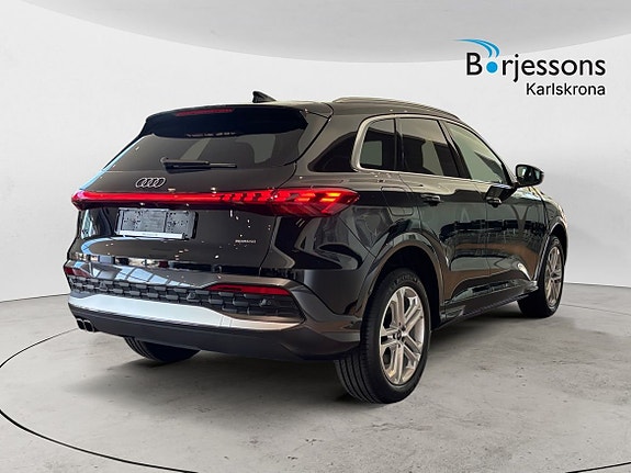 Audi Q5 3 of 5